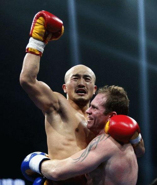 搏击一龙最新爆料,揭秘搏击王者背后的故事与挑战  第3张